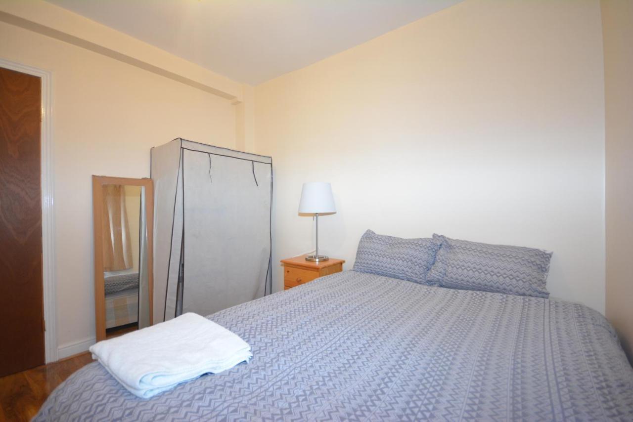 London Deluxe 6 Bedroom House Dagenham Ngoại thất bức ảnh