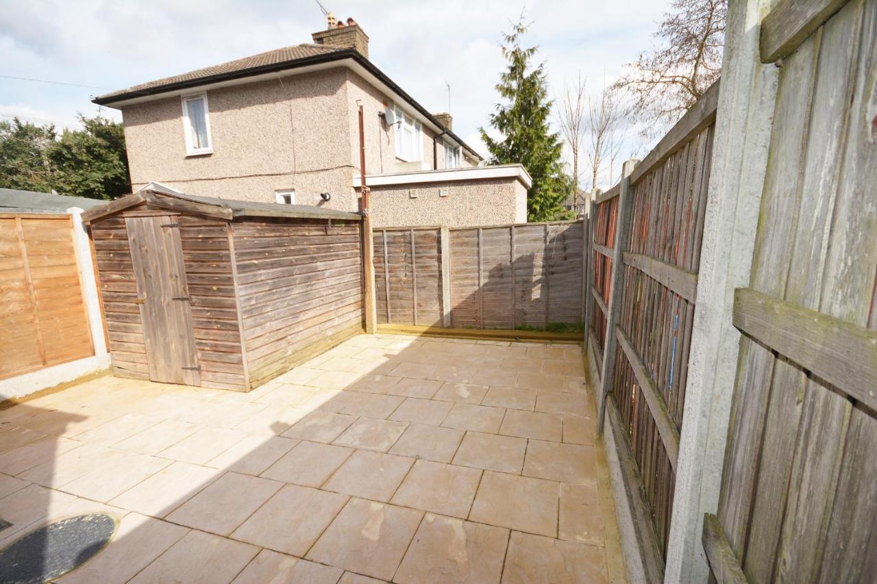 London Deluxe 6 Bedroom House Dagenham Ngoại thất bức ảnh