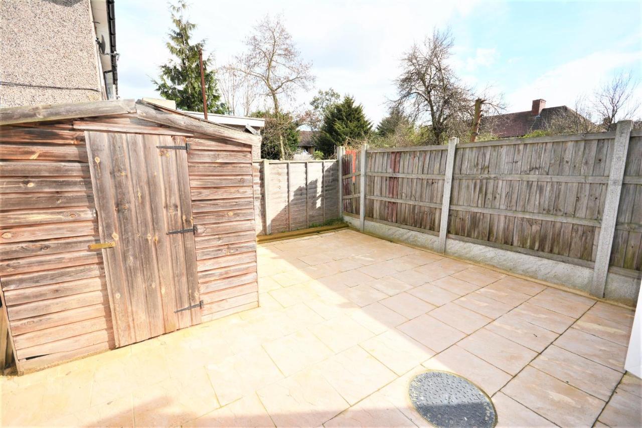 London Deluxe 6 Bedroom House Dagenham Ngoại thất bức ảnh