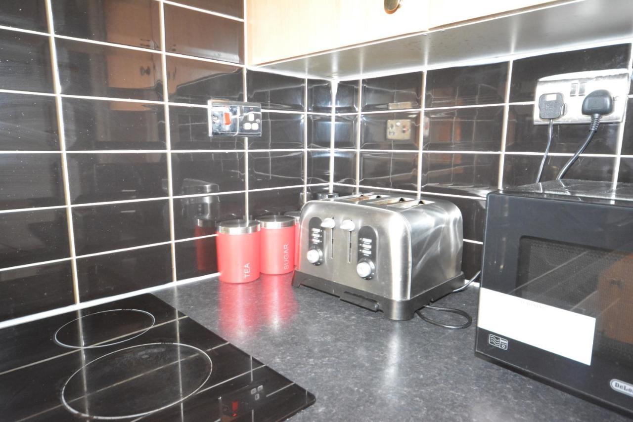 London Deluxe 6 Bedroom House Dagenham Ngoại thất bức ảnh